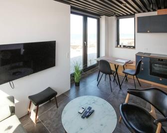 Awesome home in Samsø with sauna - Samsø - Living room
