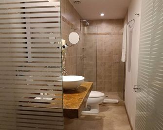 Hotel Boutique Confort Suites - Popayán - Bad