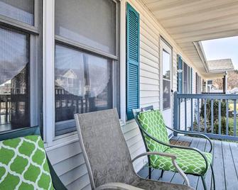 Milton Townhouse about 9 Mi to Delaware Bay! - Milton - Balcony