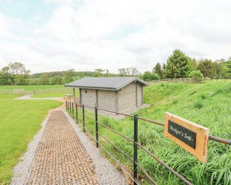Badgers Sett - Darlington - Outdoors view