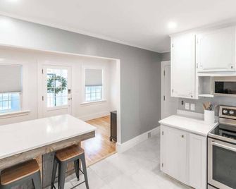 White Mountain Escape - Littleton