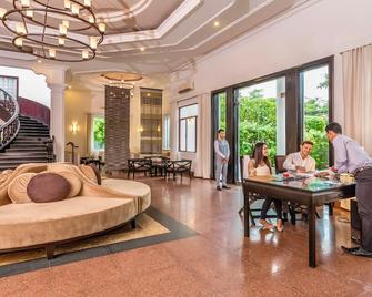 白房子酒店 - 金邊 - 金邊 - 大廳