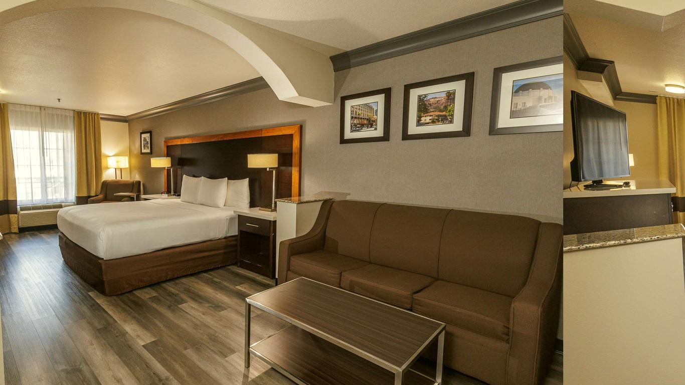 Comfort Inn & Suites Near Universal - N. Hollywood - Burbank