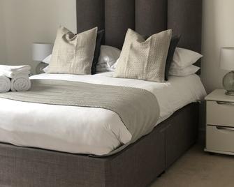 Town Apartment - Hatfield - Bedroom