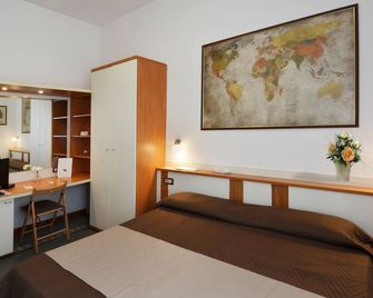 Hotel La Torre - Pisa - Camera da letto