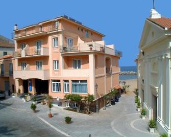 New Hotel Sonia - Castellabate - Bâtiment