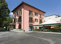 Hotel Mosca - Monza - Gebouw