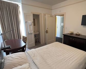 Nash Hotel - Berkeley - Phòng ngủ
