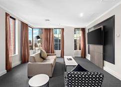 Melbourne City Suites - Melbourne - Obývací pokoj