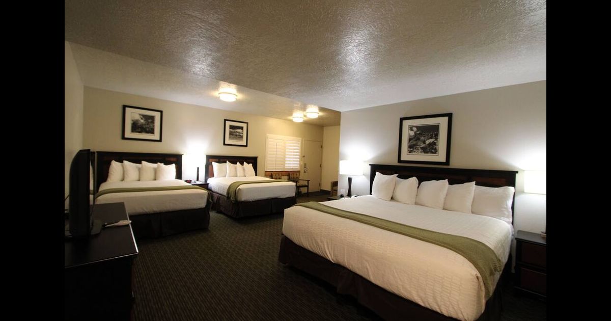 Dinosaur Inn & Suites in Vernal, the United States from 72 Deals, Reviews, Photos momondo