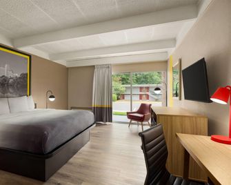 Super 8 by Wyndham Macon GA - Macon - Camera da letto