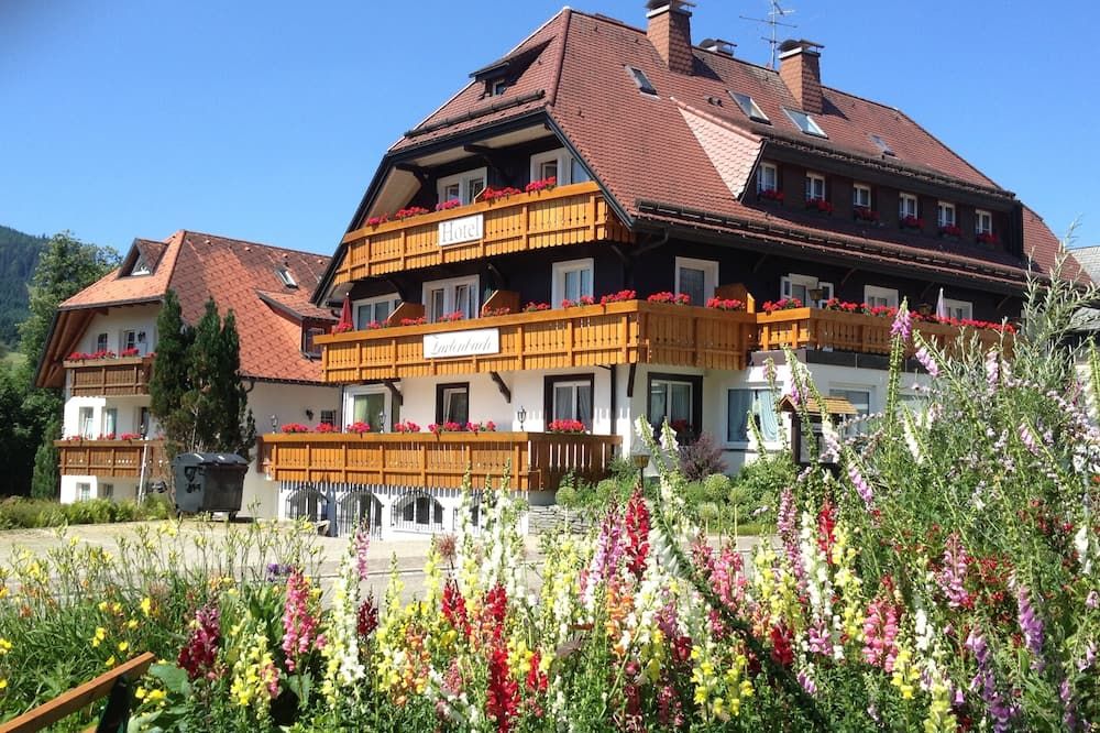 Hotel Zartenbach B&B - Hinterzarten - Gebäude