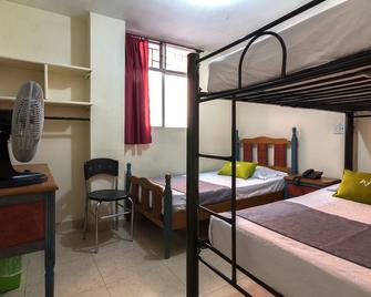 Ayenda 1248 Conquistadores - Medellín - Bedroom
