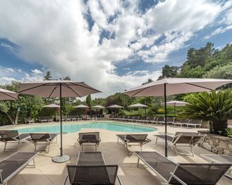 Hotel El Patio - Corciano - Piscina