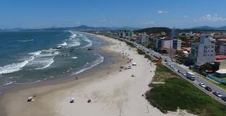 Gravatá Praia Hotel - Navegantes - Spiaggia