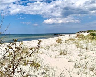 SlowDown Bottsand Hotel und Spa - Wendtorf - Strand