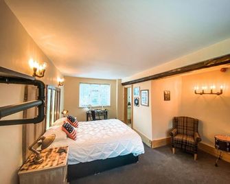The Bridge at Riverside Suites - Bridgnorth - Bedroom
