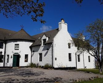 Altnaharra Hotel - Lairg - Building