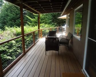 Eagles Watch - Coupeville - Balcony