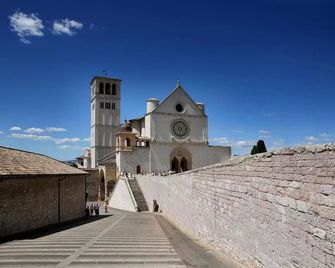 Windsor Savoia - Assisi