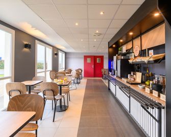 B&B HOTEL Compiègne Thourotte - Thourotte - Restaurante