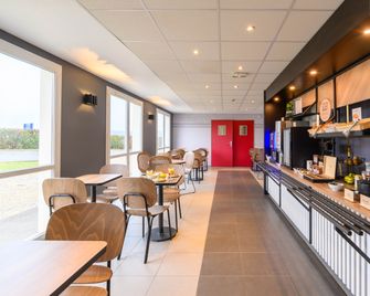 B&B HOTEL Compiègne Thourotte - Thourotte - Restaurante