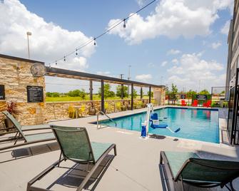Tru by Hilton Pflugerville, TX - Pflugerville - Pool