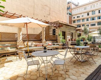 Room Casa Gracia - ברצלונה - פטיו