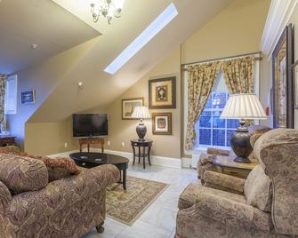 Chipman Hill Suites - Pratt House - Сент-Джон - Вітальня