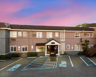 Encore Inn Inglewood - Inglewood - Edificio
