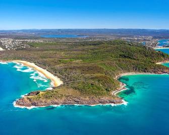 7 Depper Cosy Beach House in Central Sunshine Beach - Sunshine Beach - Building