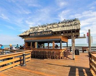 430 Watts Way - Cocoa Beach - Bar