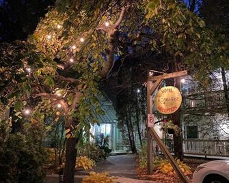 Auberge La Camarine - בופרה - בניין