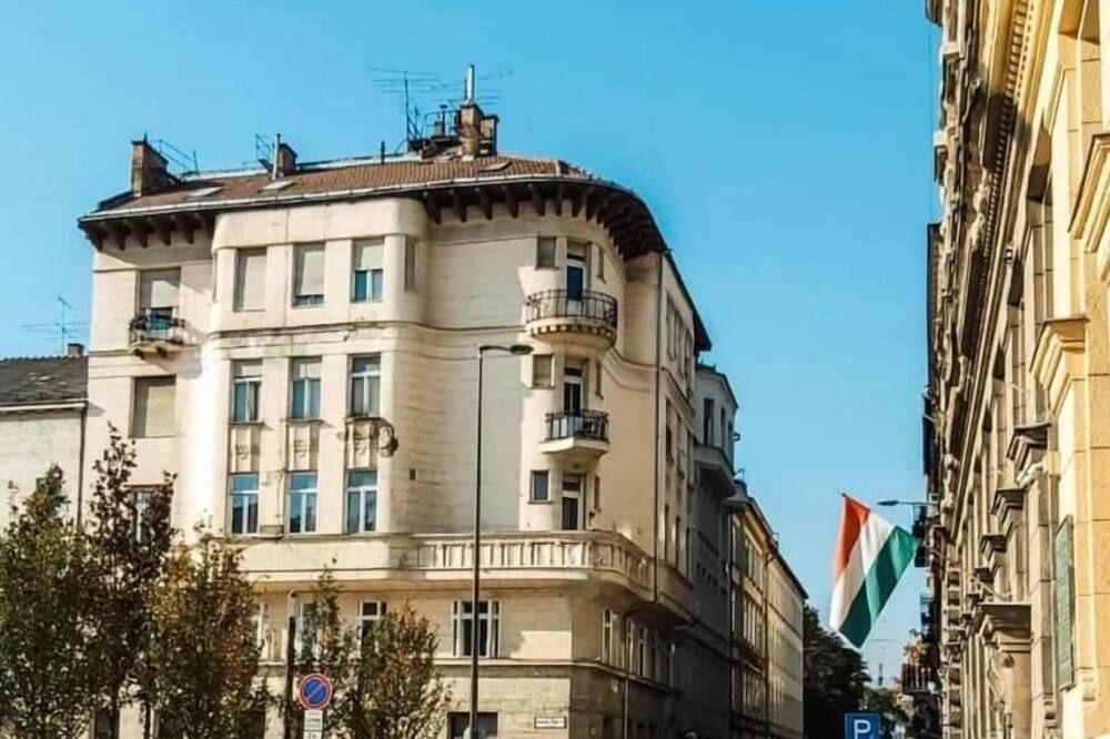 بوميرانج هوشتل