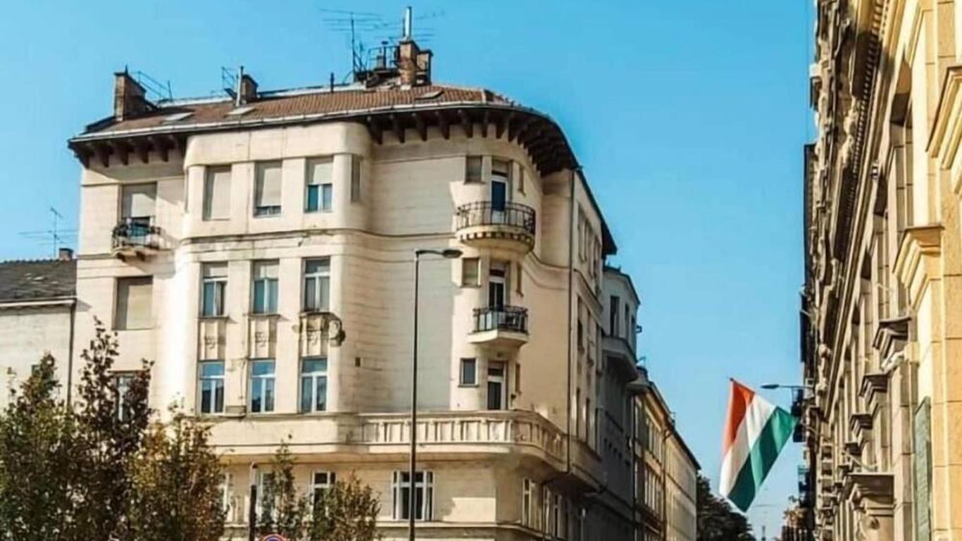Boomerang Hostel