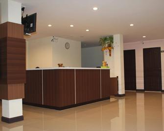 Baansiri Chiangrai - Chiang Rai - Front desk