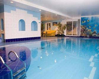 Park Hotel - Izevsk - Piscina