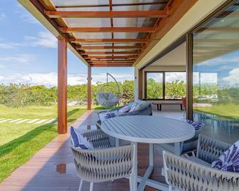 SA05 Excelente Casa 5 Suítes - Condomínio Reserva de Sauípe - Costa do Sauipe - Innenhof