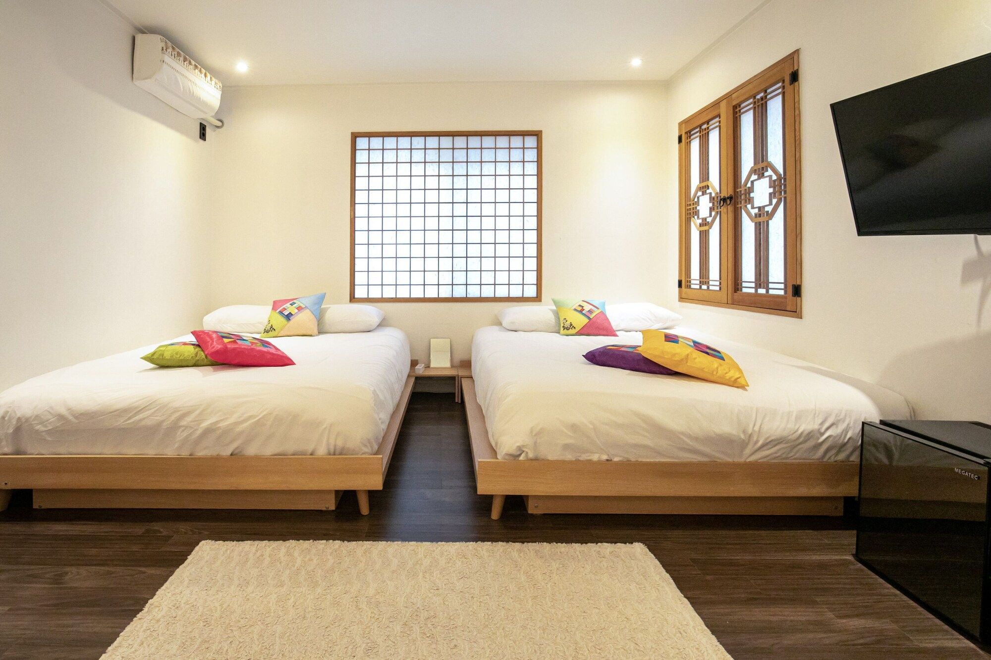 Bias K-girl Guesthouse - Women only