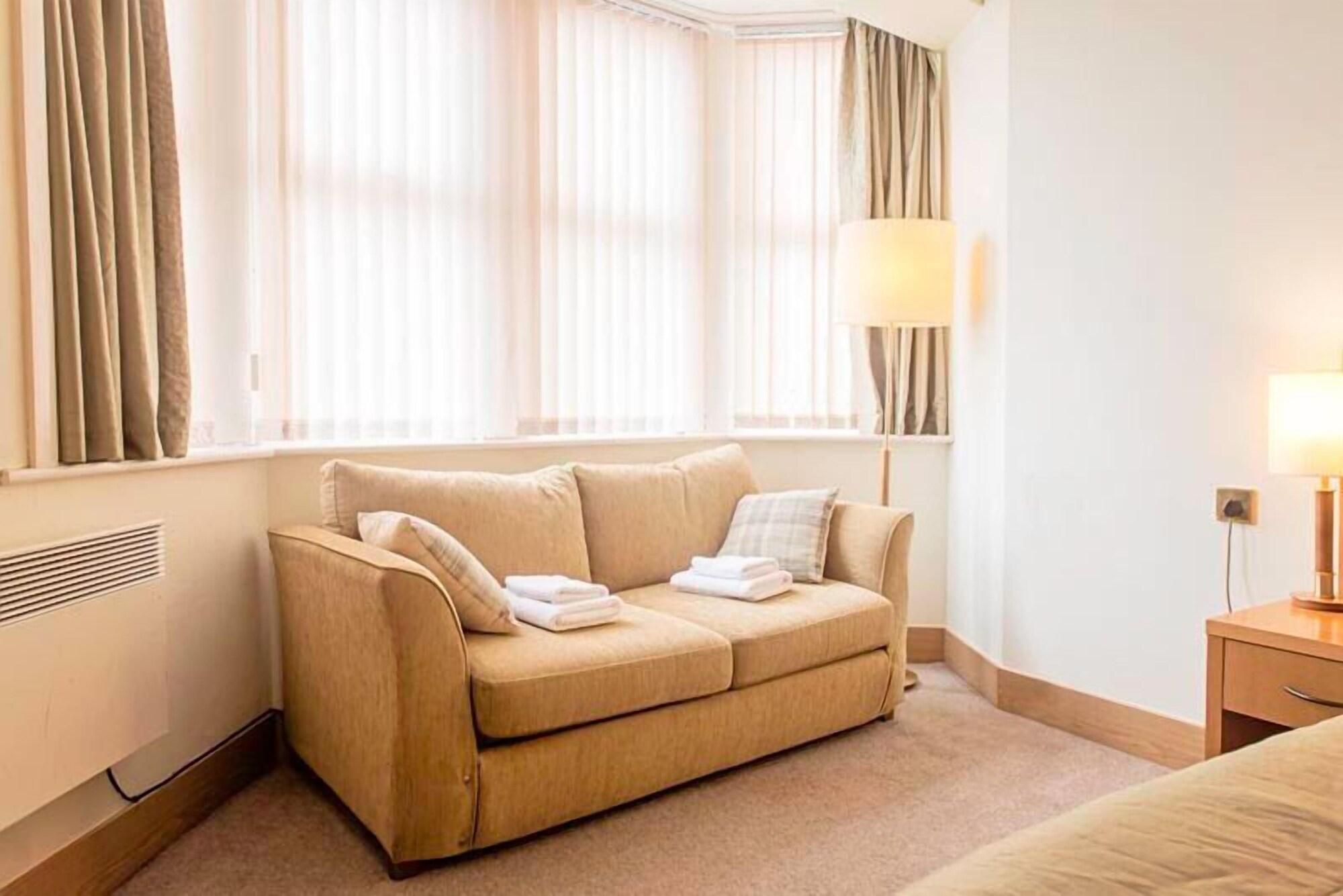 كاروسيل هوتل