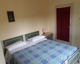 Alloggio Taddei - Barisciano - Bedroom