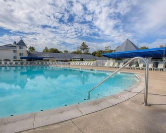 Ogunquit Hotel and Suites - אוגונקוויט - בריכה