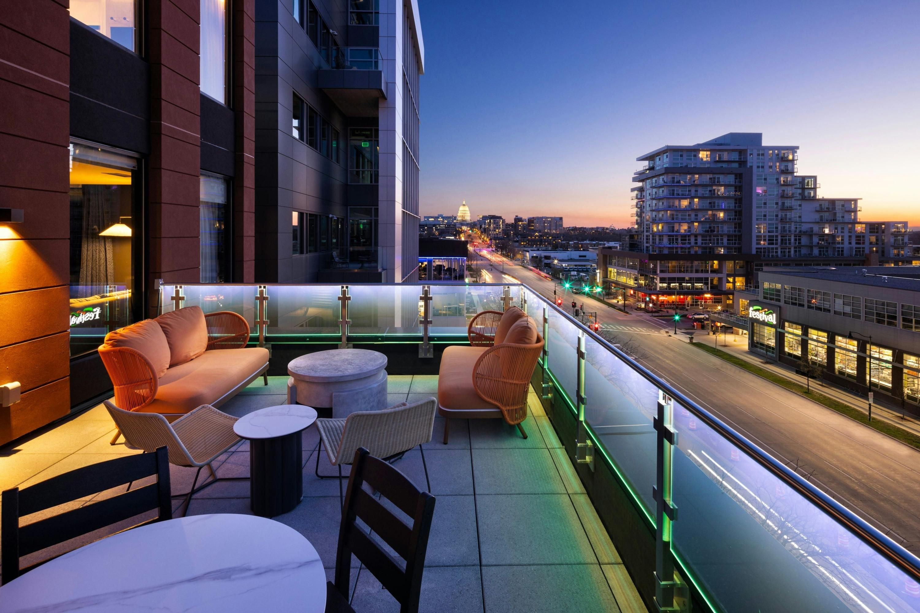Moxy Madison Downtown - Madison - Balkon