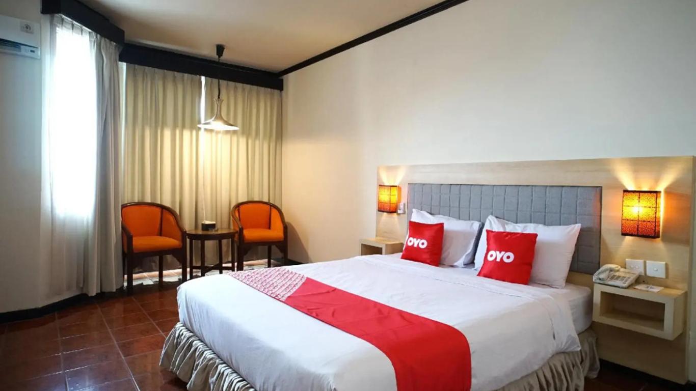 OYO 1735 Adika Bahtera Hotel