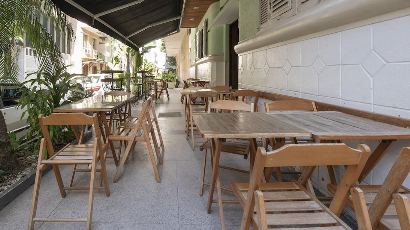 Copacabana Blue Hotel