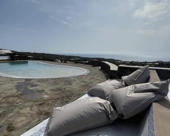 Kirani Resort - Pantelaria - Piscina