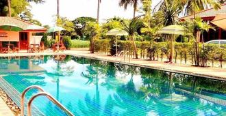 Siam Tara Resort Chiangkhong - Chiang Khong - Pool