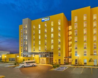 City Express by Marriott Tijuana Otay - Tijuana - Bâtiment
