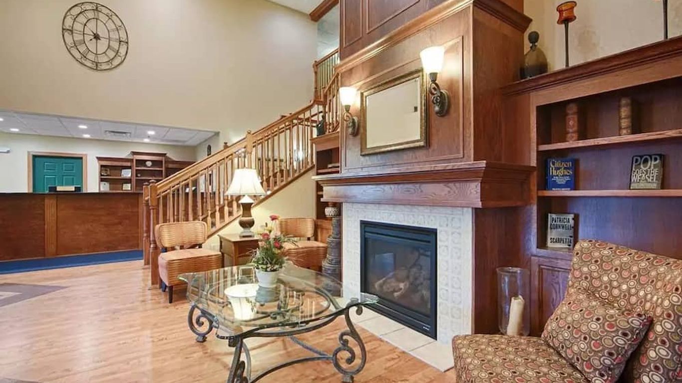 Heritage Hotel and Suites