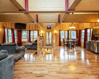 Lilypad - by The Chalets - Logan - Living room